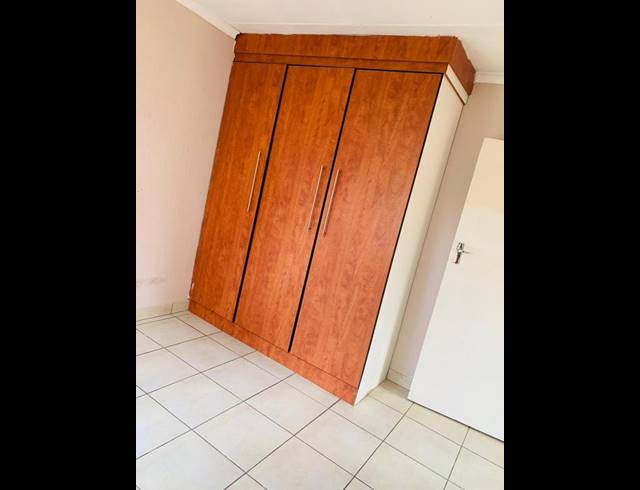 2 BEDROOM HOUSE FOR SALE IN BRAMLEY GARDENS